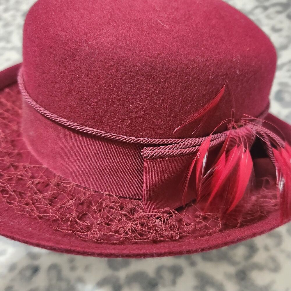 Betmar Hat Womens Burgundy Color 100% Wool - Picture 4 of 14